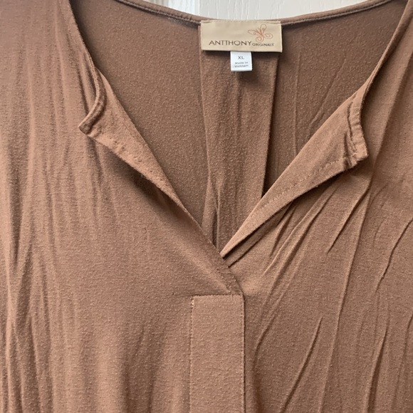 High low top - Picture 2 of 4